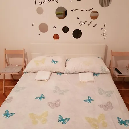 게스트하우스 De Lux & Emilia 3*