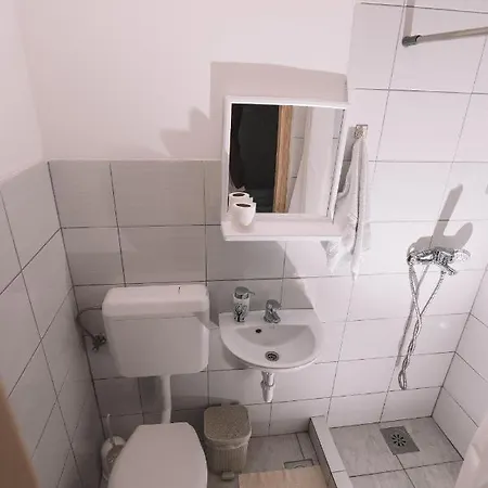 Guest house De Lux & Emilia